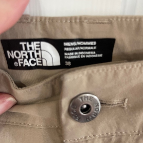 The North Face Pants Mens 38 X32 Chino Straight Outdoors Performance Khaki Nylon - Picture 4 of 9